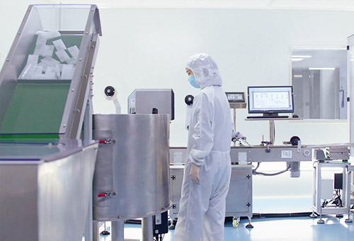 自主創建(jian)自動化生産線，實現(xian)智能生産